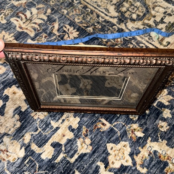 Wooden Picture frame FAITH HOPE LOVE - Picture 8 of 12